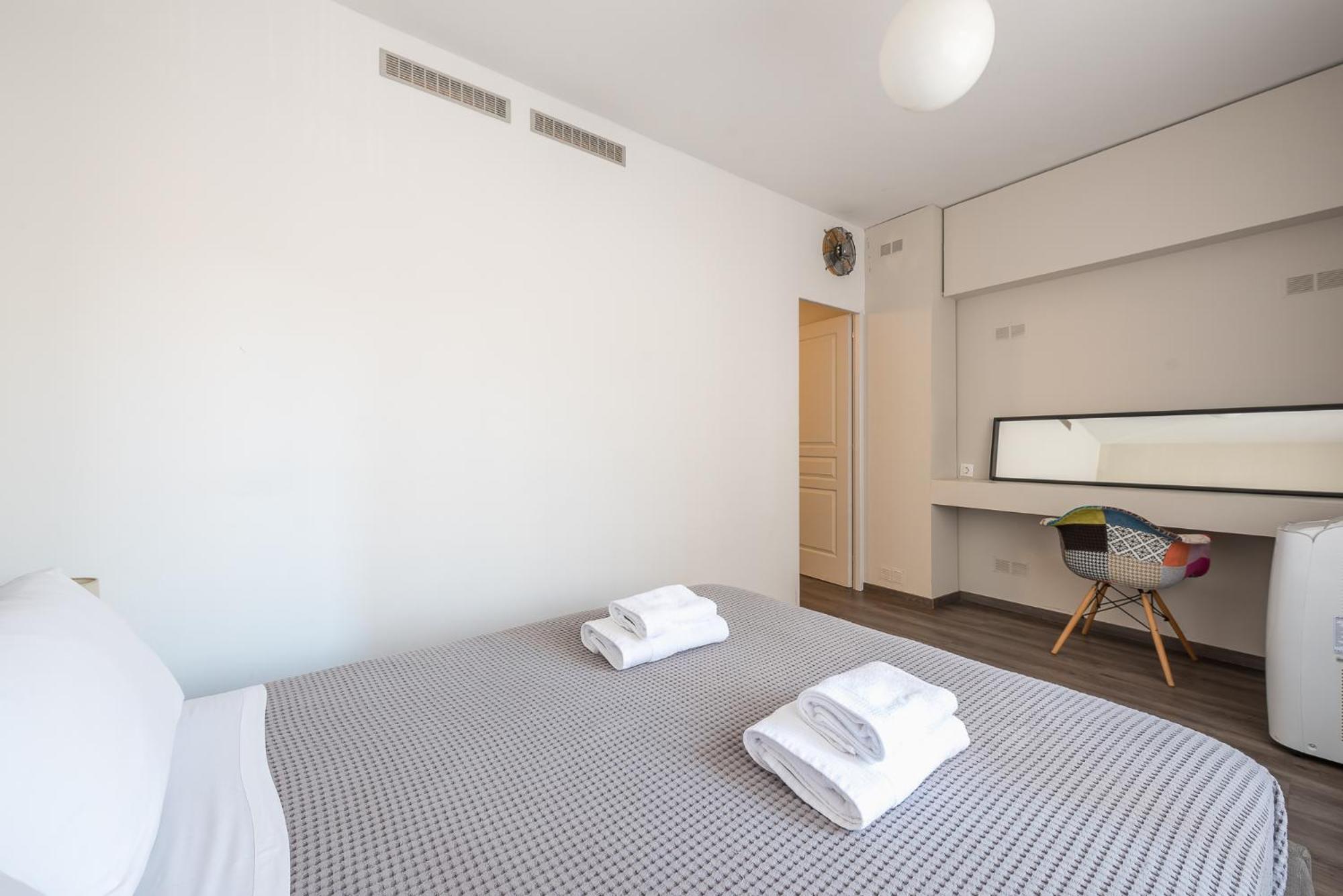 Apartment Steps From Historic Center Plaka Αθήνα Εξωτερικό φωτογραφία