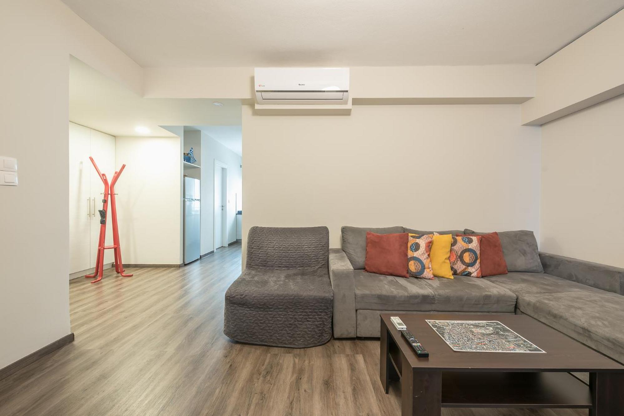 Apartment Steps From Historic Center Plaka Αθήνα Εξωτερικό φωτογραφία